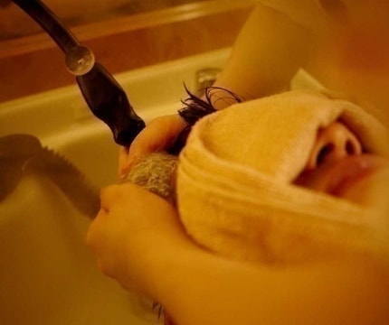 新感覚理容室LINK(リンク)メンズ理容室・女性のお顔そり個室でくつろぐシンプルラグジュアリーサロン