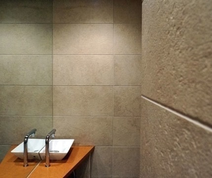 新感覚理容室LINK(リンク)メンズ理容室・女性のお顔そり個室でくつろぐシンプルラグジュアリーサロン