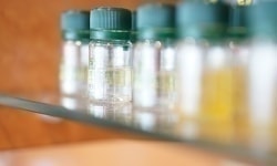 目黒駅前の高級理容室なら新感覚理容室LINK(リンク)