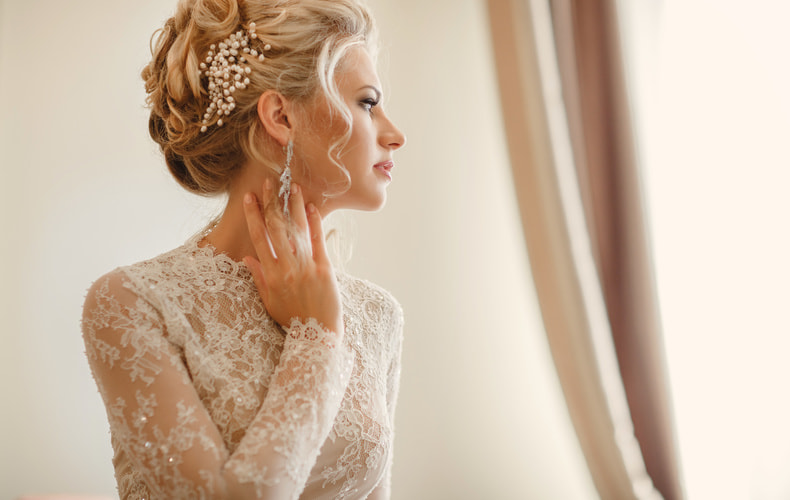 女性のお顔そりシェービングなら目黒駅前徒歩1分個室で寛ぐ新感覚理容室LINK(インク)