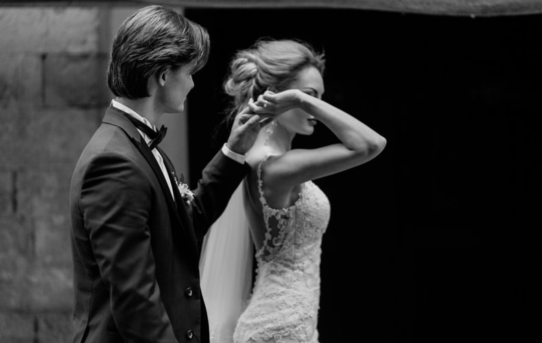 女性のお顔そりシェービングなら目黒駅徒歩1分ラグジュアリー理容室LINK(リンク)個室完備