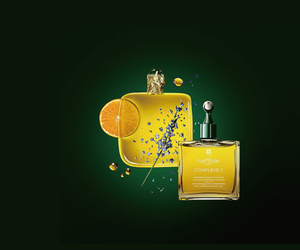 女性のお顔そりシェービングなら目黒駅徒歩1分個室くつろぐ理容室LINK(リンク)